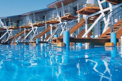Фото личный выход в бассейн Cornelia De Luxe Resort 5*: рейтинг лучших отелей курорта Белек, Турция от турагентства SeredinaLeta